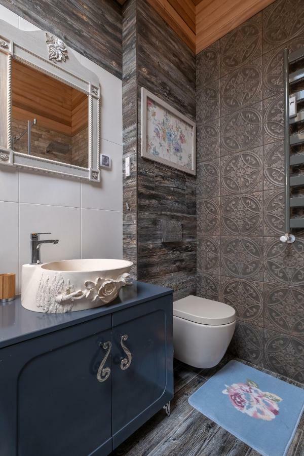 1-Bedroom Designer Apartment On Hristo Belchev Str Szófia Kültér fotó